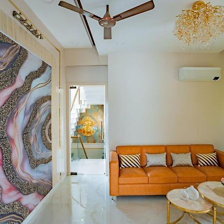 The Sage Villa - Luxury Homestay In Dehradun Zewnętrze zdjęcie