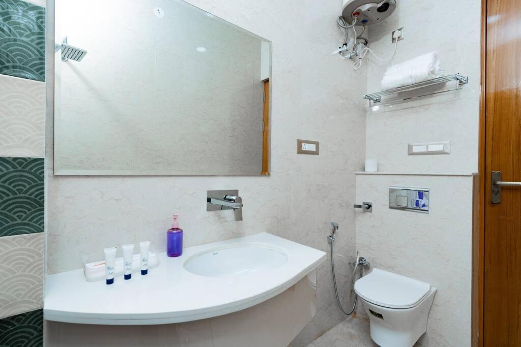 The Sage Villa - Luxury Homestay In Dehradun Zewnętrze zdjęcie