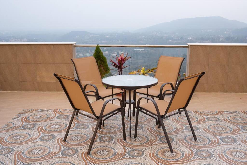 The Sage Villa - Luxury Homestay In Dehradun Zewnętrze zdjęcie