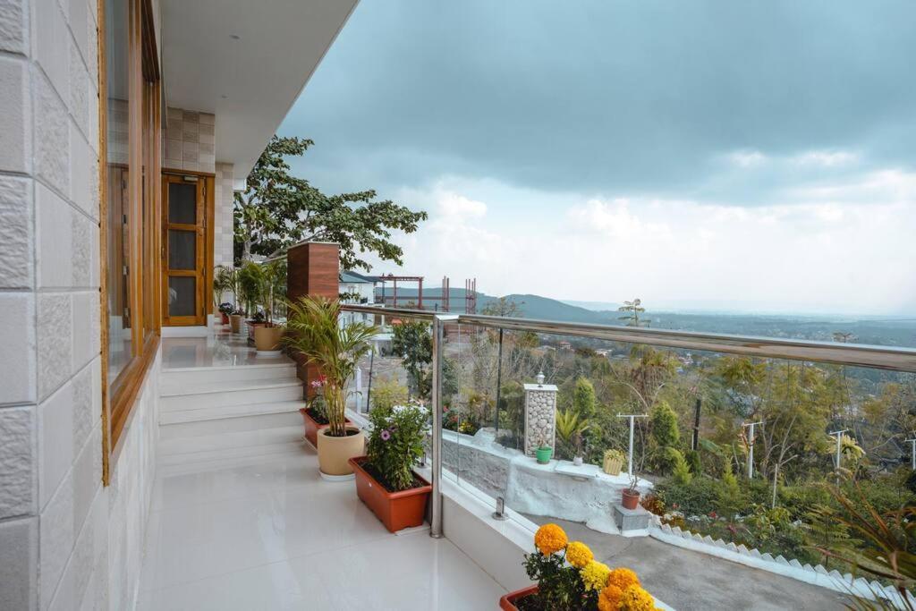 The Sage Villa - Luxury Homestay In Dehradun Zewnętrze zdjęcie